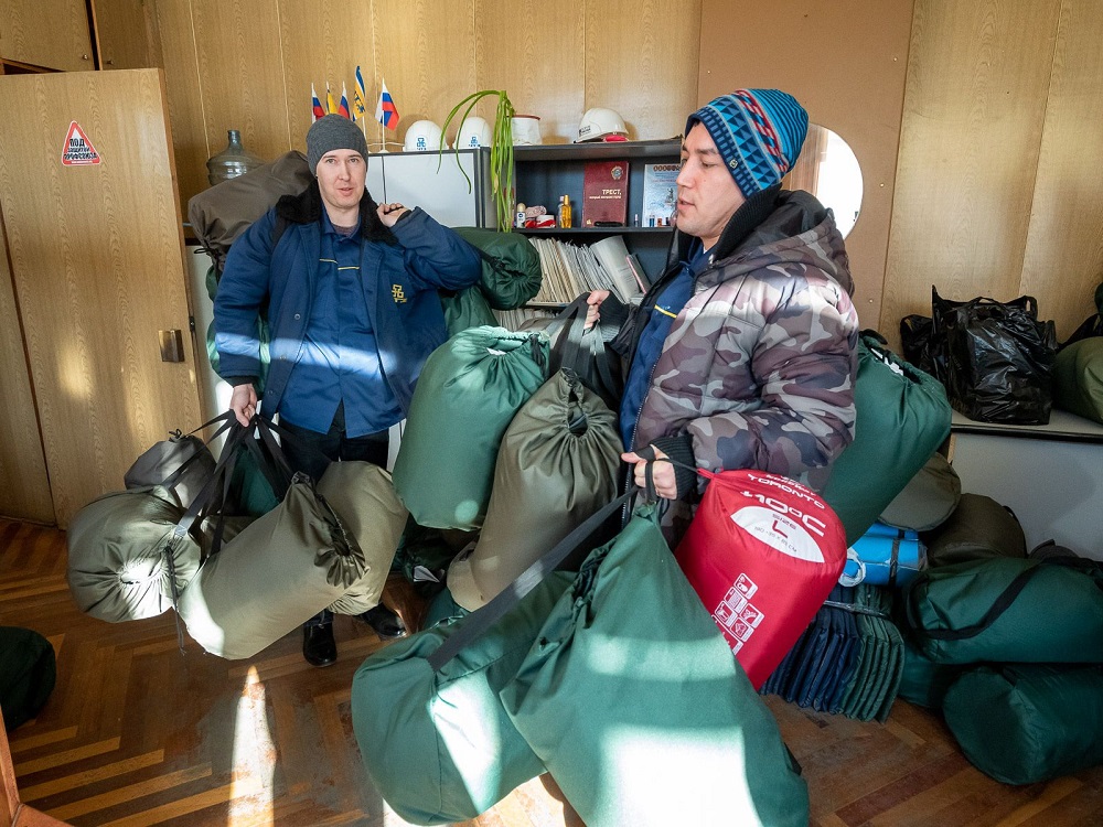 Сотрудники ЧТЗ собрали помощь для мобилизованных Челябинской области