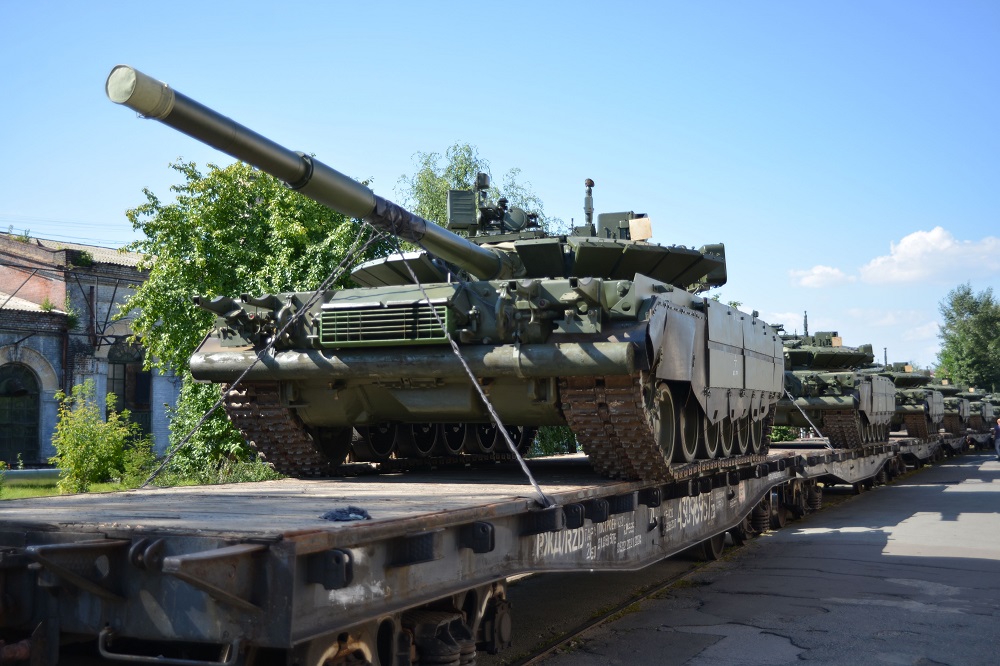 Омсктрансмаш начал досрочную поставку Т-80БВМ в войска