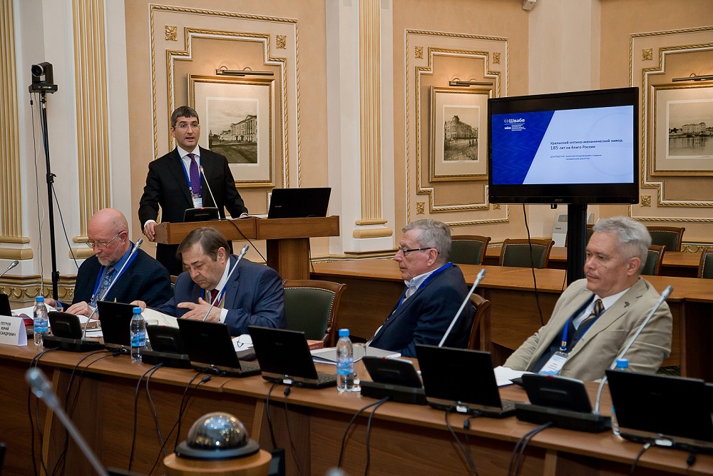 Экономические аспекты истории развития отечественного ВПК обсудили представители СоюзМаш России