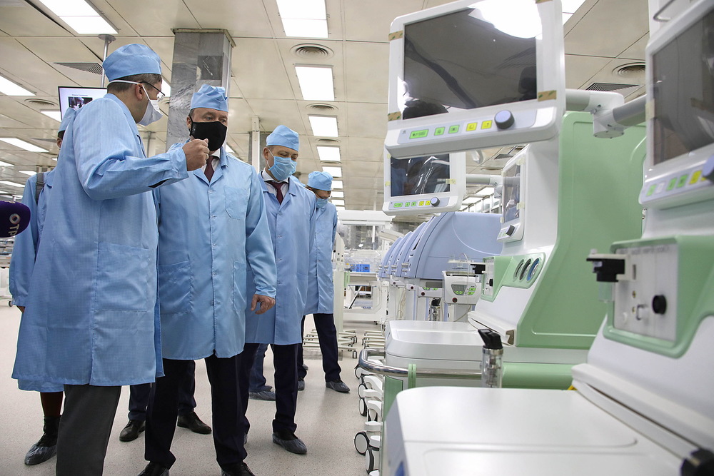 В больницы Екатеринбурга поступят новые аппараты ИВЛ от «Швабе»