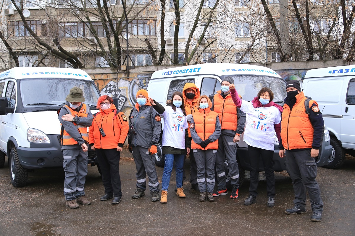 Группа ГАЗ» вручила автомобили «Соболь» поисковому отряду «Лиза Алерт»