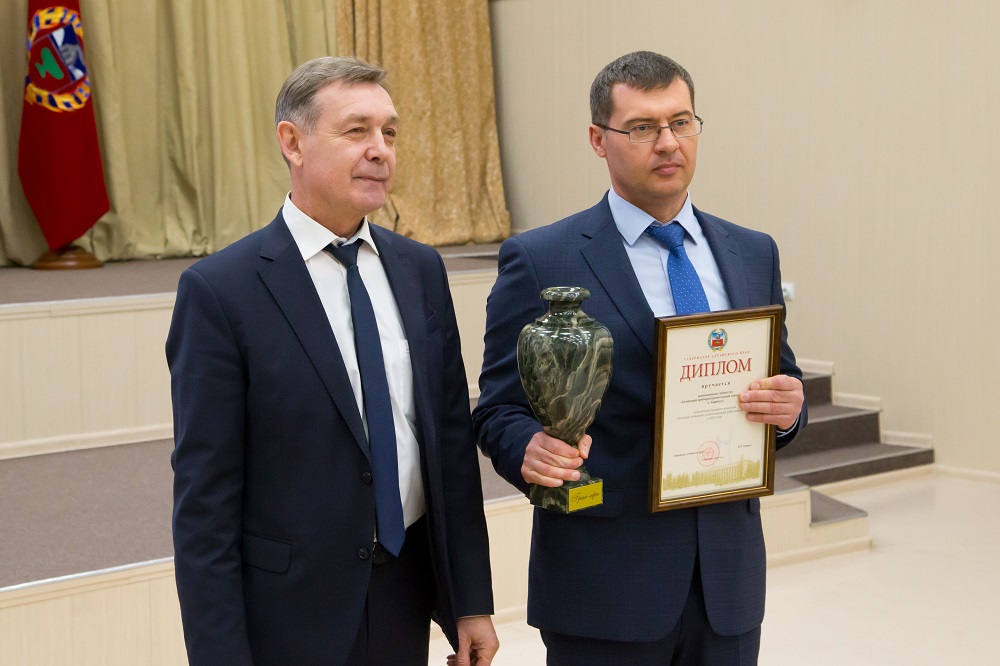 Алтайский приборостроительный завод «Ротор» завоевал Гран-при краевого конкурса «Лучший социально ответственный работодатель года» 